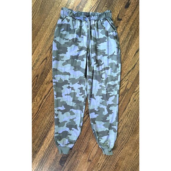 Lululemon Pants - Lululemon Women's Stretch High-Rise Heritage 365 Camo Dusky Lavender Jogger - 8